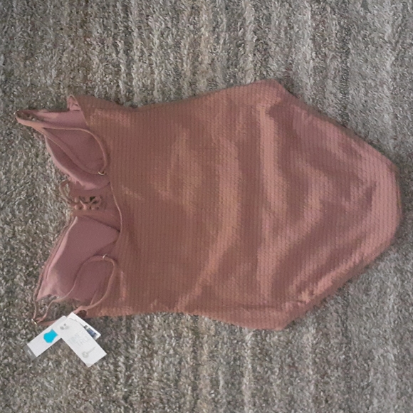 One piece swim suit - Picture 2 of 2